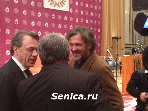 Kusturica na nagrazhdenii Dodika v Moskve