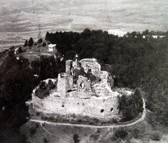 гора Авала под Белградом и крепость Жрнов, начало 20 века