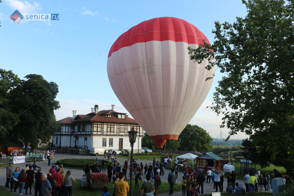 Воздушный шар «Белградского манифеста»