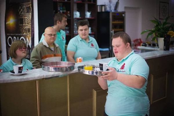 В Хорватии появится первое кафе с персоналом с синдромом Дауна - Buba Bar