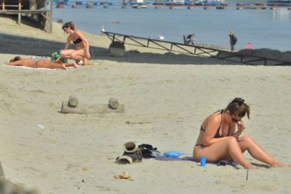 Cербки на пляже Штранд в Нови Саде