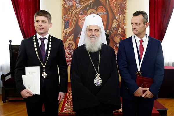 Француз и грек получили ордена Сербской православной церкви