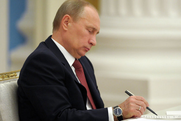 Президент России Владимир Путин написал письмо президенту Сербии