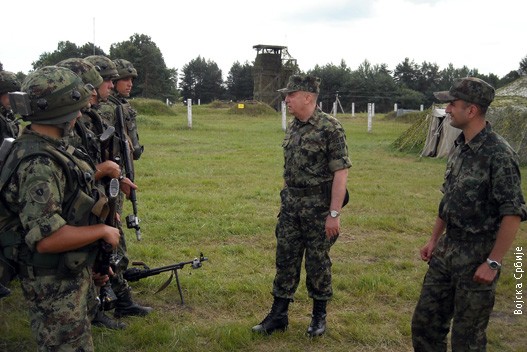 Армия Сербии на учениях на Украине 