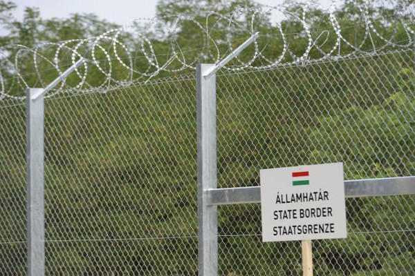 Забор против мигрантов на сербо-венгерской границе