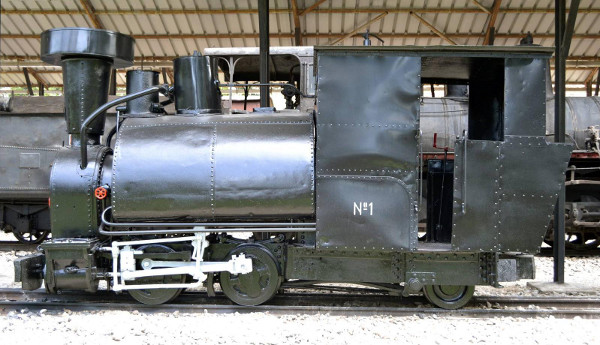 Первый сербский паровой локомотив Милан (№1)
