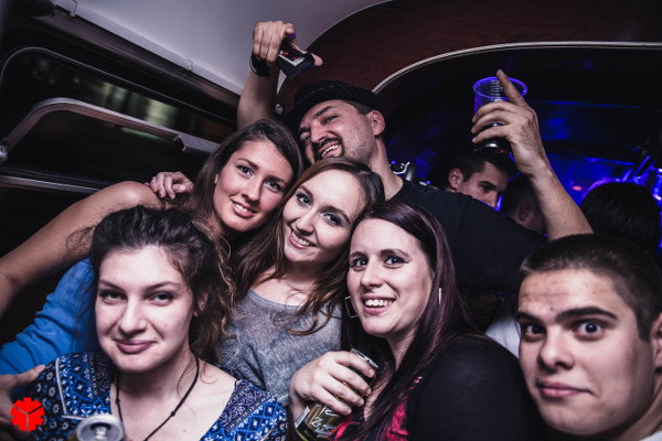 Tram-party: студенческий диско-трамвай в Белграде