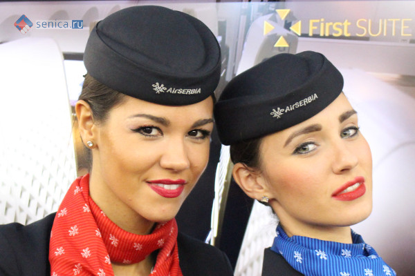 Стюардессы Air Serbia