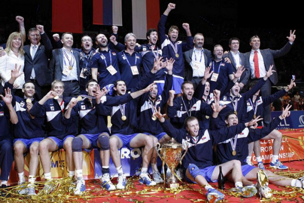 Мужская сборная Сербии по волейболу - чемпион 2011