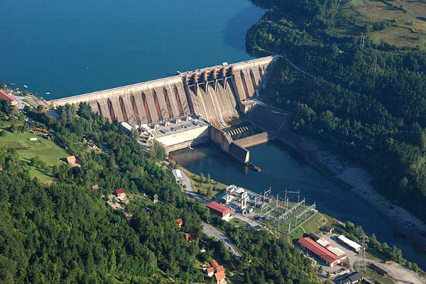 ГЭС Баина Башта на Дрине в Сербии