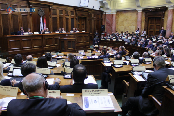 Заседание в здании парламента Сербии