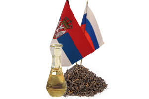Политики из России и Сербии обменялись подарками: ракией и чаем